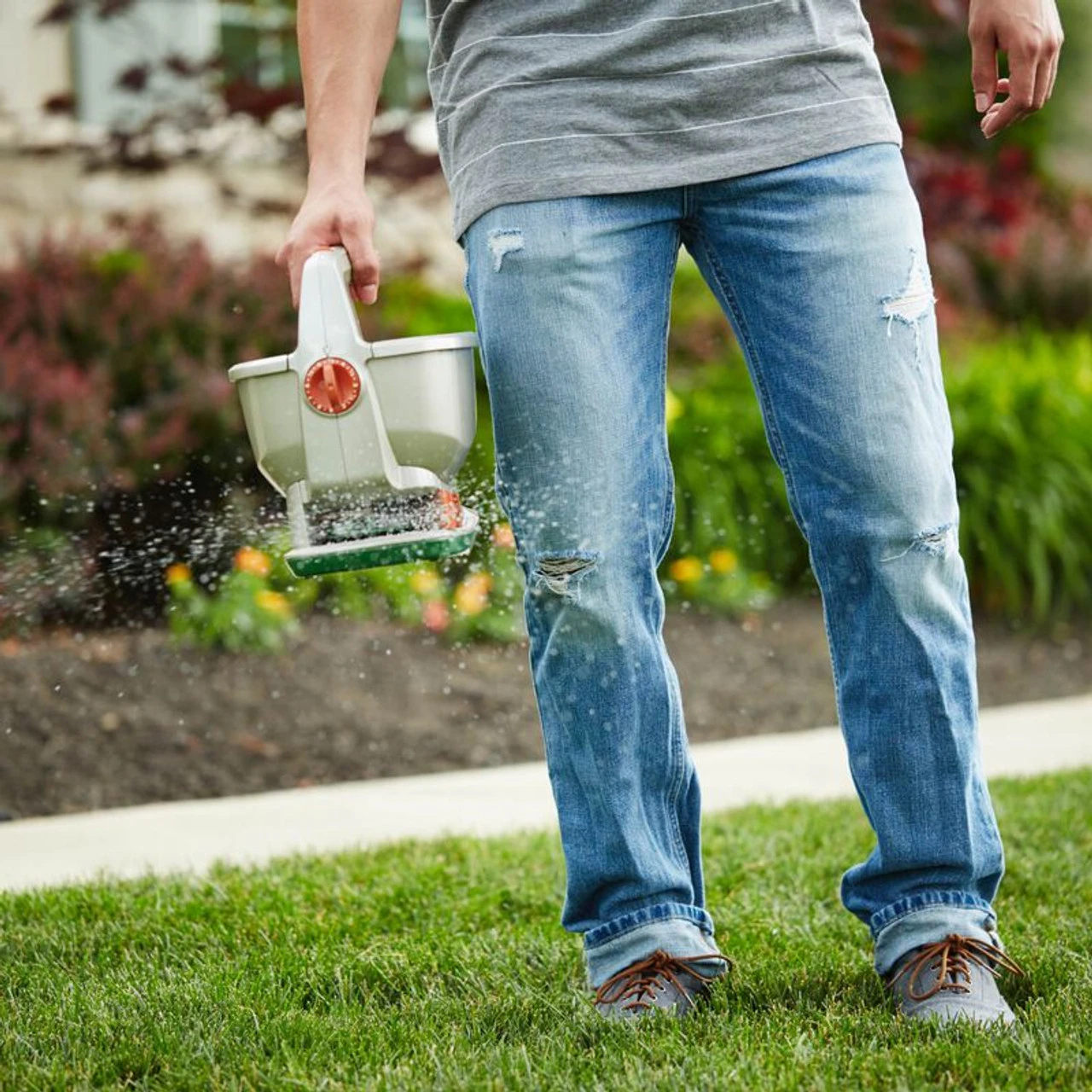 Scott's Wizz Hand Spreader 4 Scott's Wizz Hand Spreader - Image 2