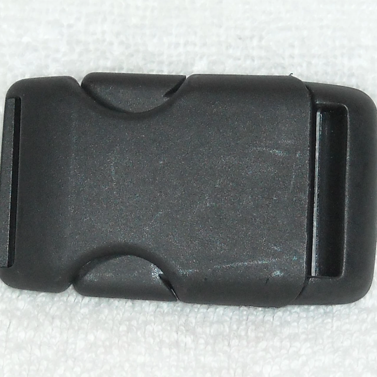 Howling Dog Distance Harness Buckle 3 Howling Dog Distance Harness Buckle