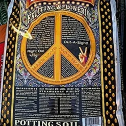 FoxFarms Soil, Strawberry Fields Potting, 1.5 Cf 6 FoxFarms Soil, Strawberry Fields Potting, 1.5 Cf -Garden Supplies Sales 2024 blob 66787.1619474881